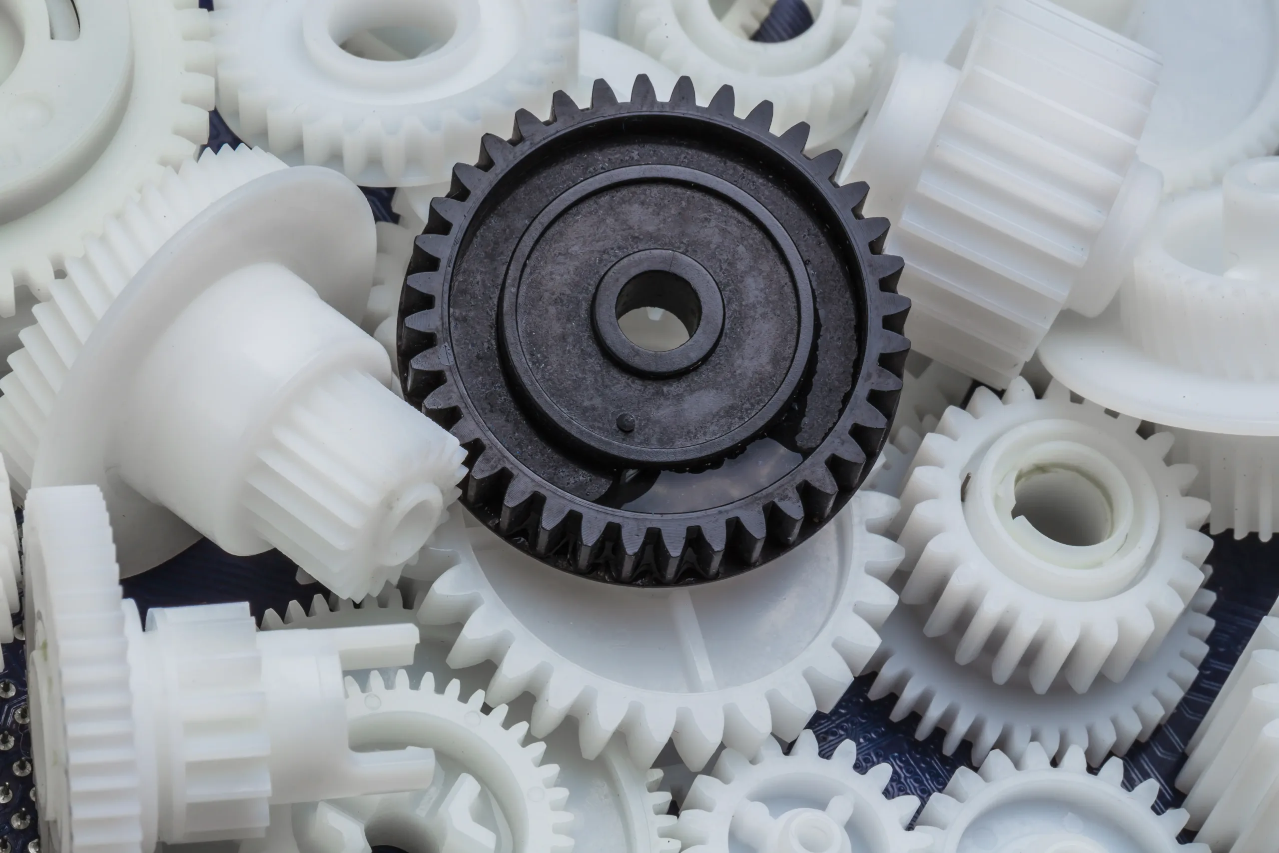 How Cryogenic Deflashing Improves Molded Plastic Parts – Sandblasting ...