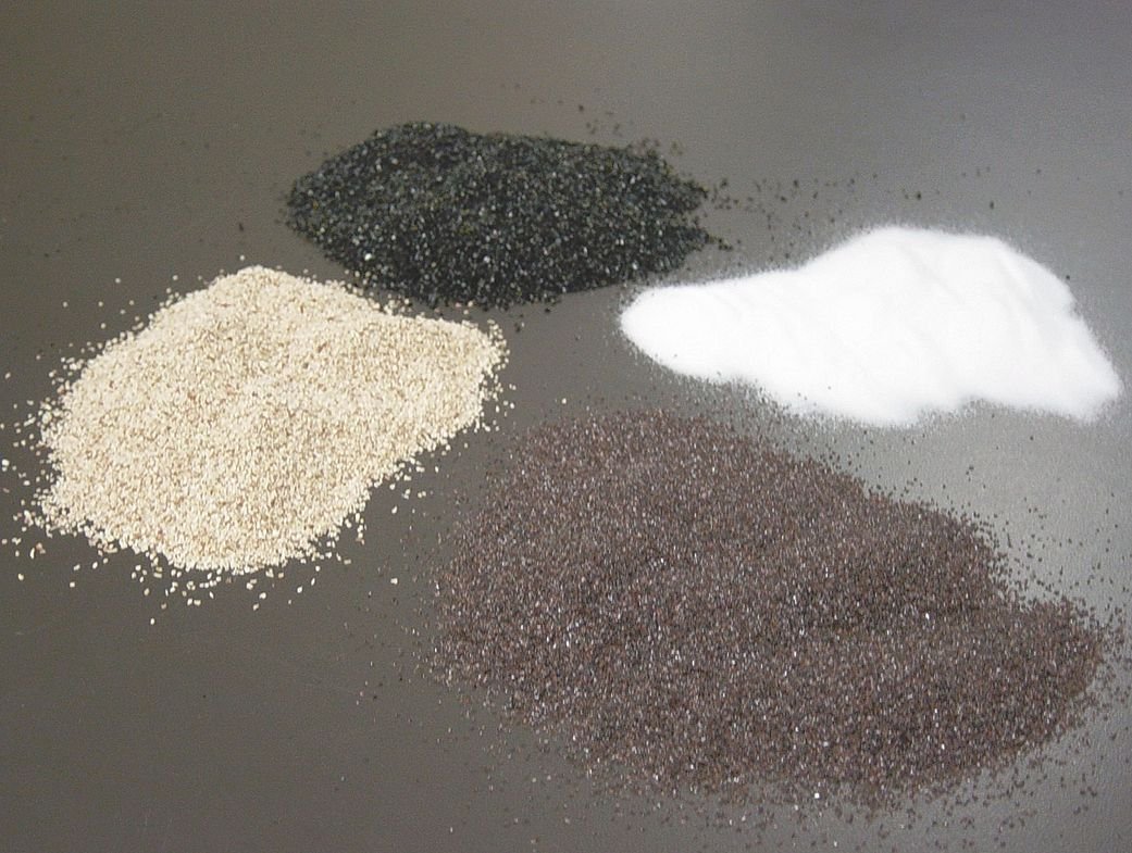 Aluminum Oxide Blasting Media Suppliers: Grit Sizes, Hardness & Sourcing